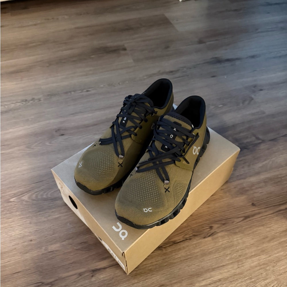 On Cloud X3 Green and Black Athletic Shoes